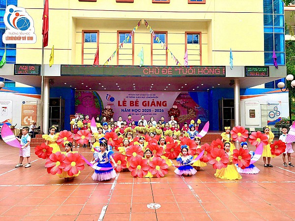 Khép lại một năm học rực rỡ tại Trường tiểu học Lômônôxốp Mỹ Đình - Khép lại trang sách nhỏ của một năm học đầy yêu thương.