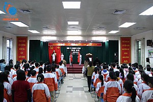 Sinh hoạt dưới cờ chuyên đề 
