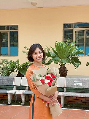 Cô Nguyễn Phương Anh - Người thắp lửa tri thức bằng tình yêu trẻ và lòng đam mê