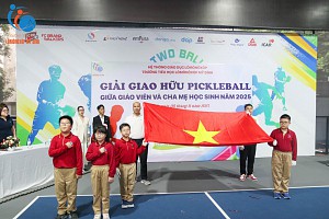 Những pha bóng kết nối – Giải Pickleball giao hữu giữa giáo viên và cha mẹ học sinh trường Tiểu học Lômônôxốp Mỹ Đình năm 2025.
