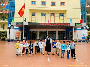 Tự tin thể hiện cá tính bản thân cùng Câu lạc bộ Lomokids 2025.