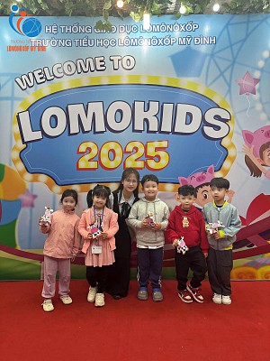 Trường học hạnh phúc bắt đầu từ những trái tim yêu thương.