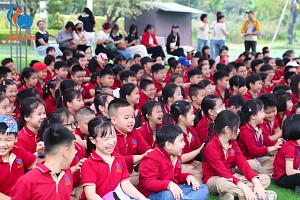 Dịch chuyển không gian lớp học cùng khối 2 và khối 3.