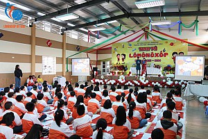 Sôi nổi cuộc thi Tinh tú Lômônôxốp khối 4